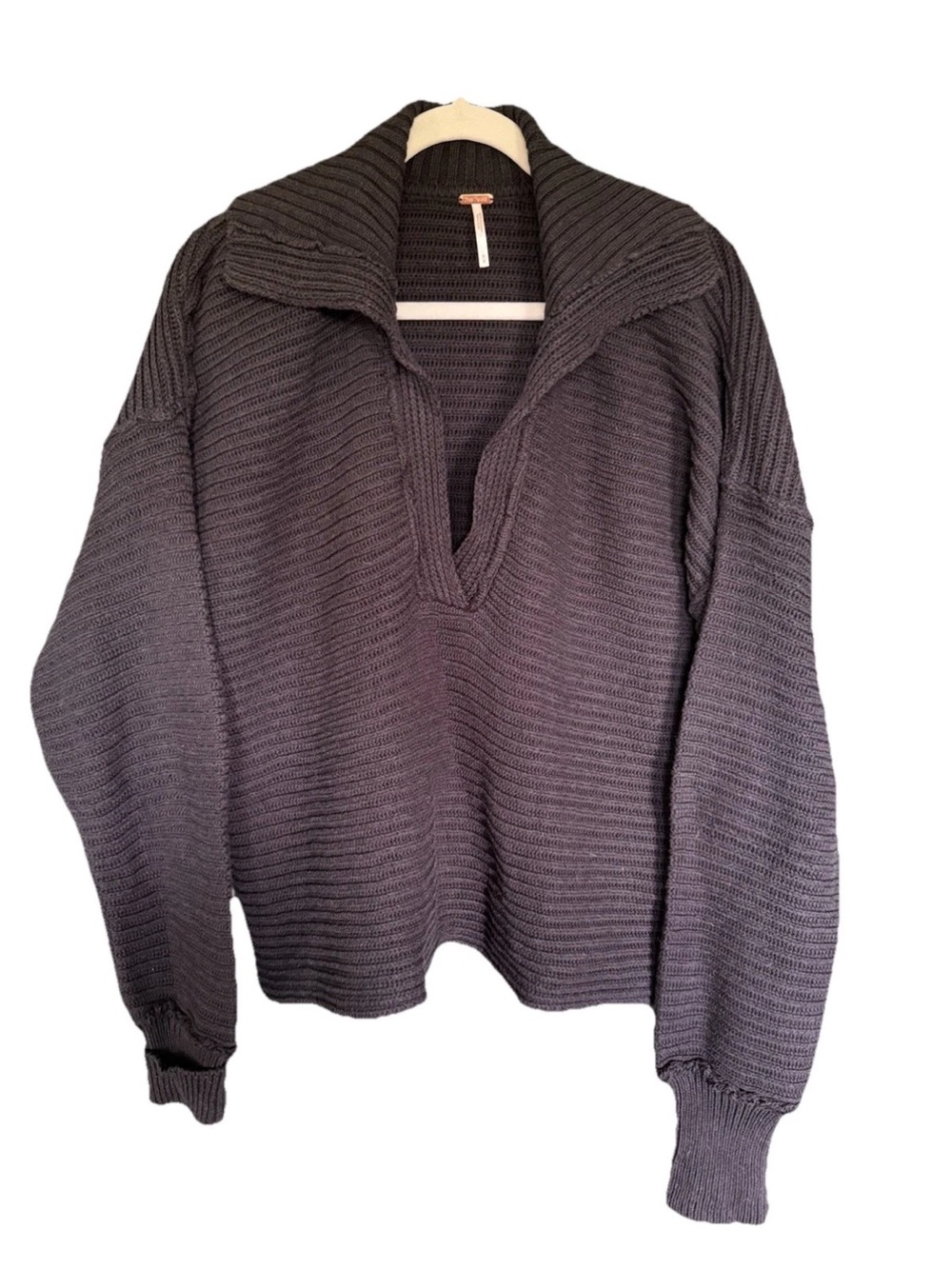 Free People Charcoal Gray V-Neck Ribbed Sweater